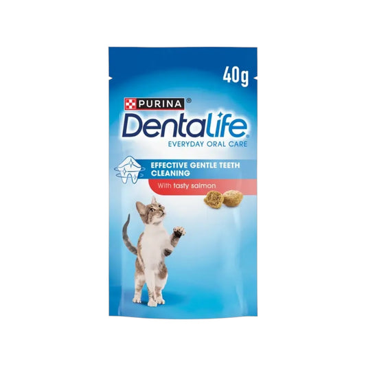 DENTALIFE Everyday Dental Oral Care Salmon Cat Treats 40g