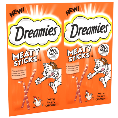 Dreamies Meaty Sticks with Tasty Chicken